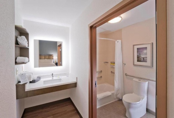 Candlewood Suites Baltimore - Inner Harbor by IHG image 5